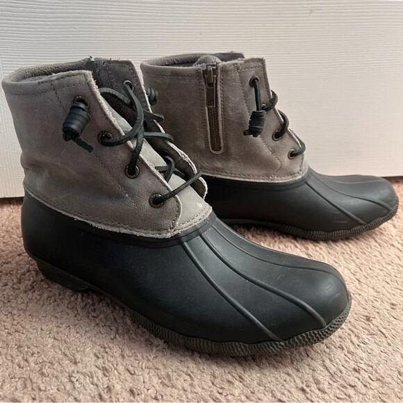 Sperry Saltwater Leather Gray and Black Duck Boot Size 8.5 Women’s - Picture 1 of 9